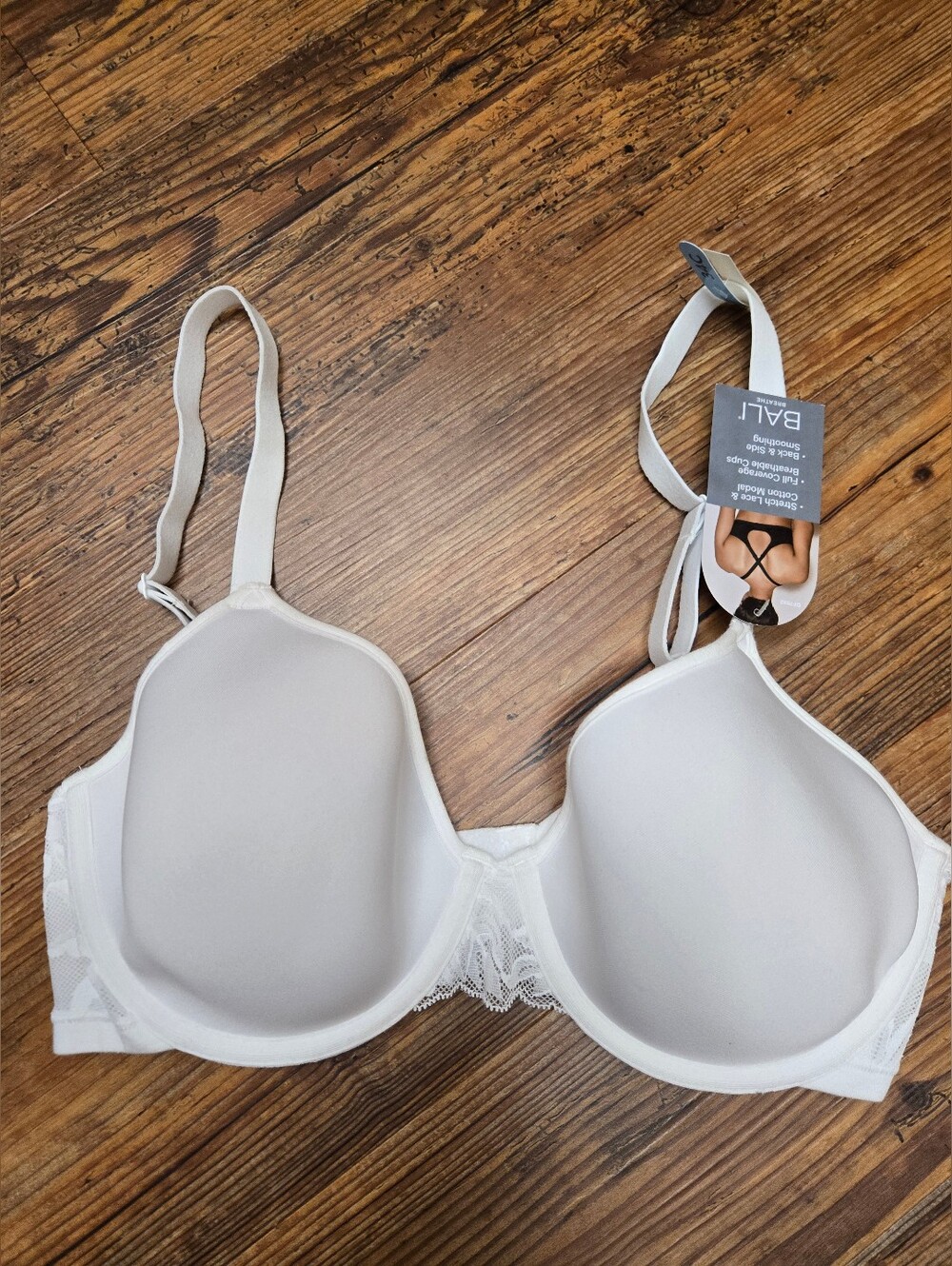 Bra Bali White 34C Nwt side smooth lace adj. con. straps cool